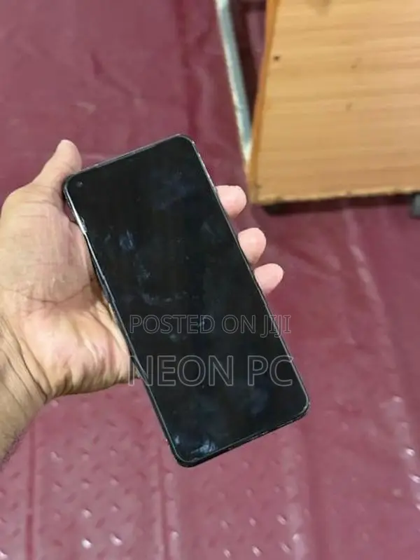 OnePlus 10 Pro (Used)