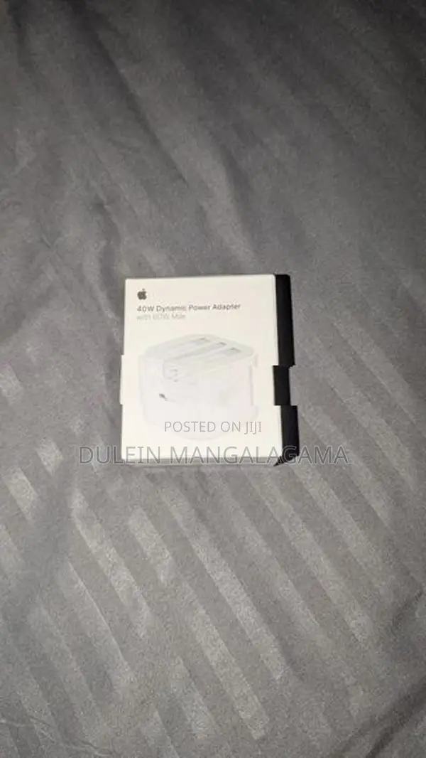 Apple 40W Power Adapter