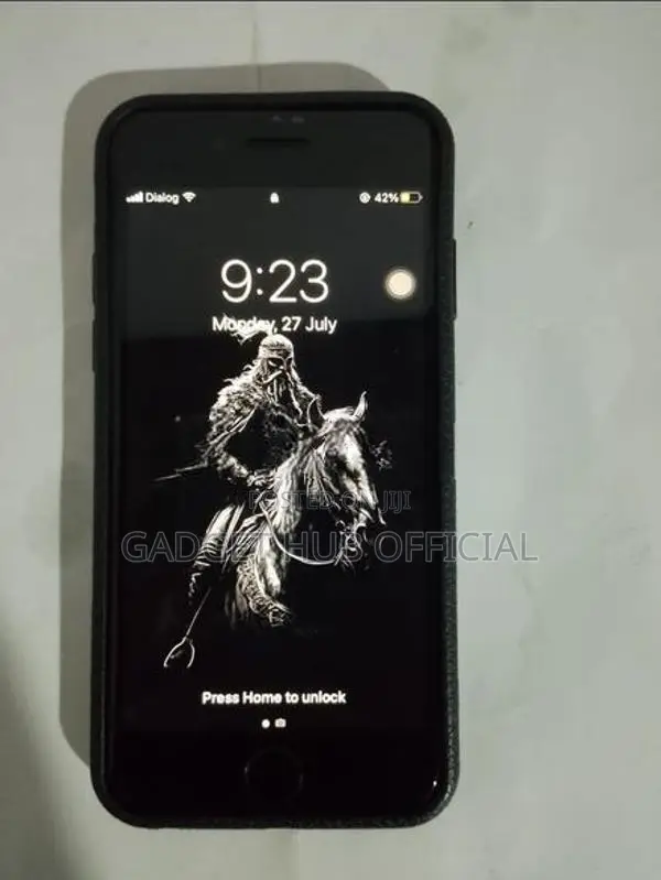 Apple iPhone 7 128GB (Used)
