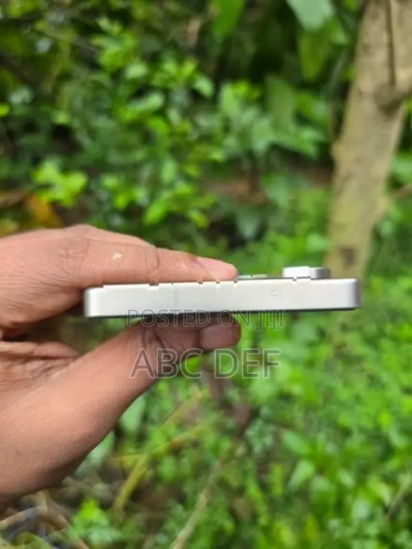 Samsung Galaxy S25 Ultra (Used)