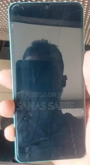 Honor Play 10 (Used)
