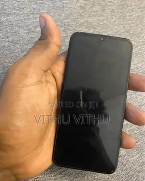 Samsung Galaxy A20e (Used)