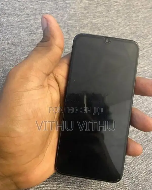 Samsung Galaxy A20e (Used)