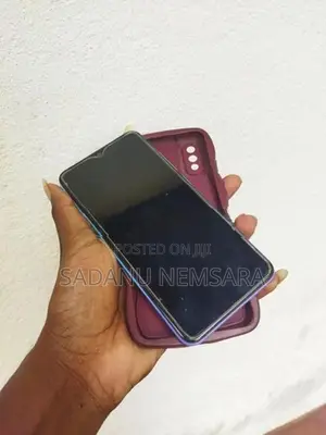 Vivo Y1s (Used)