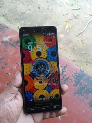Sharp R6 3GB 32GB (Used)