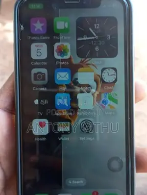 Apple iPhone XR (Used)