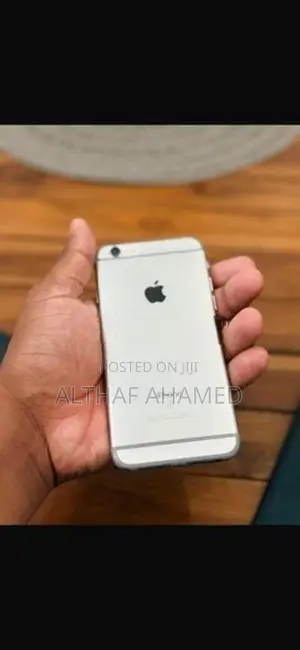 Apple iPhone 6S i phone (Used)