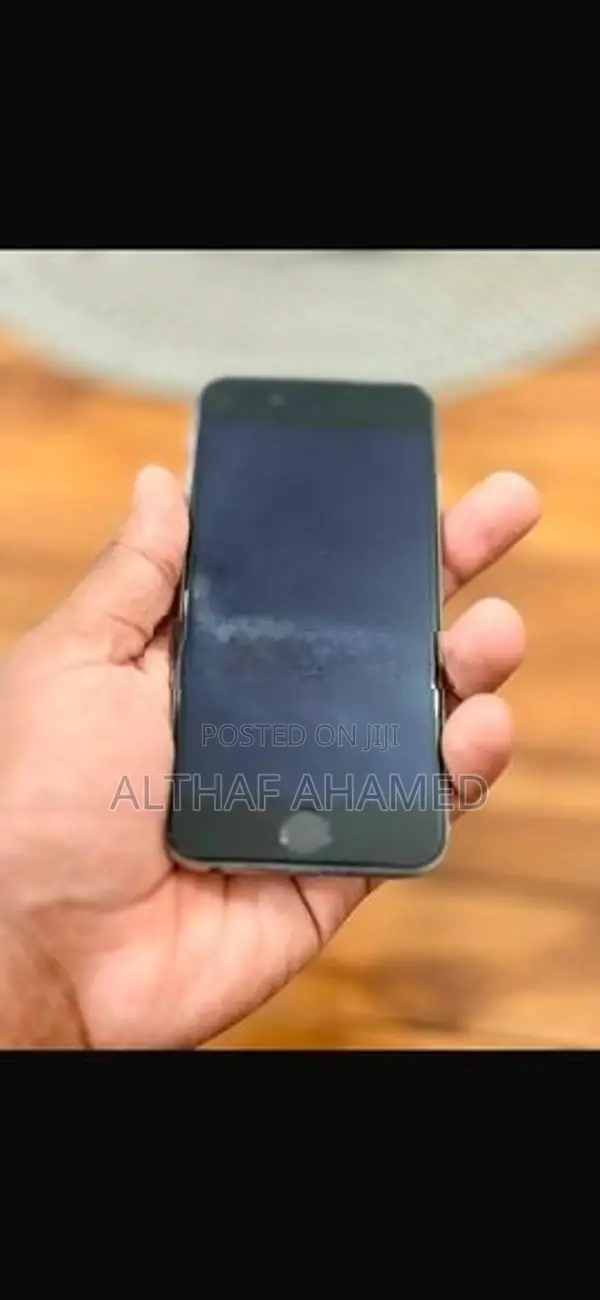 Apple iPhone 6S i phone (Used)