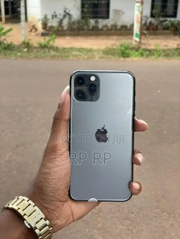 Apple iPhone 11 Pro 256 gb (Used)