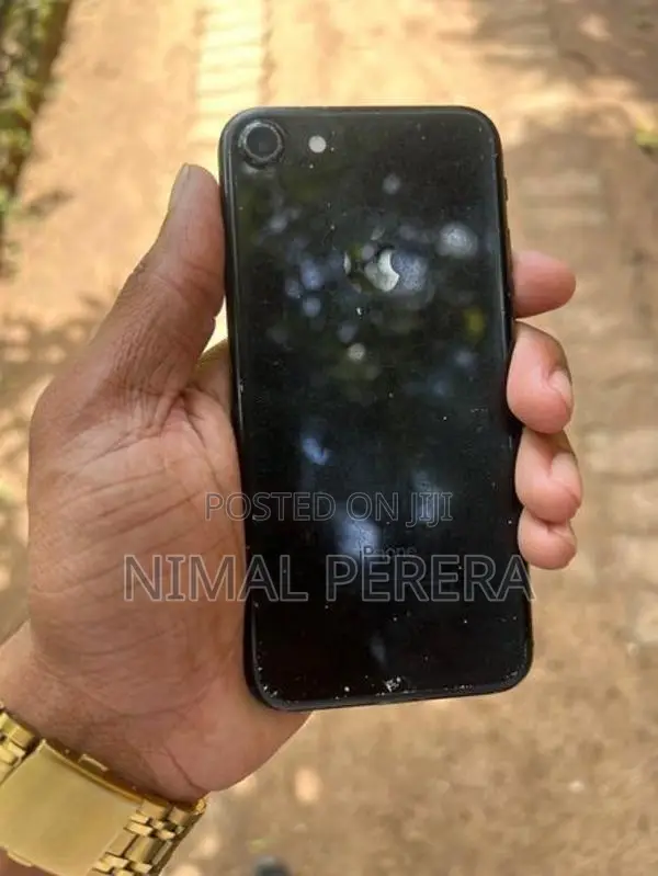Apple iPhone 7 128gb (Used)