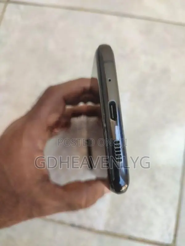 Samsung Galaxy S20 Ultra 12/256 (Used)