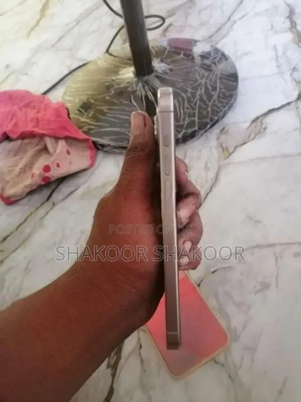 Apple iPhone 15 Pro Max 𝐈𝐏𝐇𝐎𝐍𝐄 𝟏𝟓𝐩𝐫𝐨 𝐦𝐚𝐱 (Used)