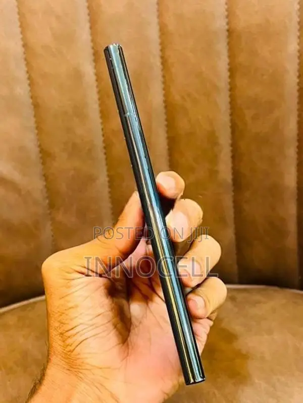 Samsung Galaxy S22 Ultra 128GB (Used)
