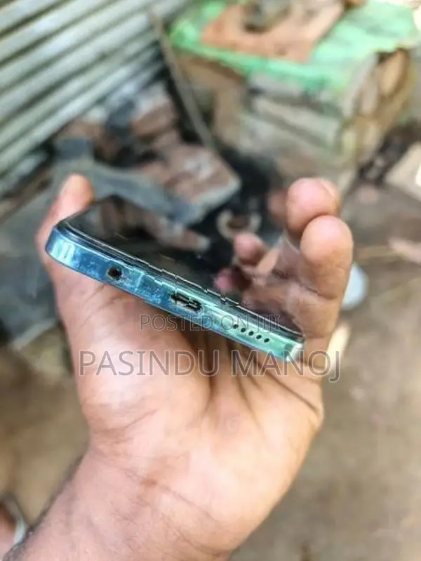Vivo Y29 (Used)
