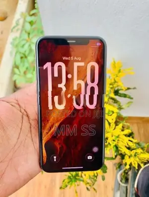 Apple iPhone 11 Pro 256GB (Used)