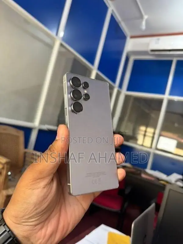 Samsung Galaxy S25 Ultra (Used)