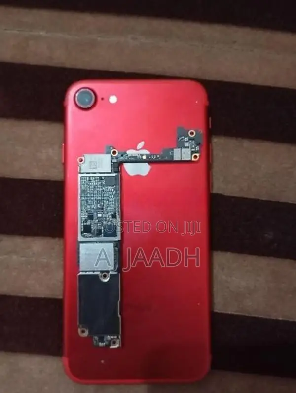 iPhone 7 Parts Set (Red Edition) / Disassembled