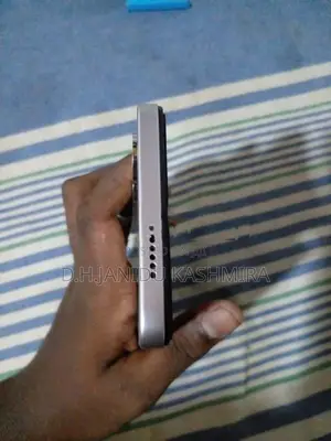 Vivo Y04 (Brand New)