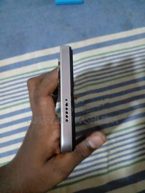 Vivo Y04 (Brand New)
