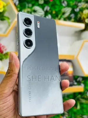 Tecno Camon 40 pro (Used)