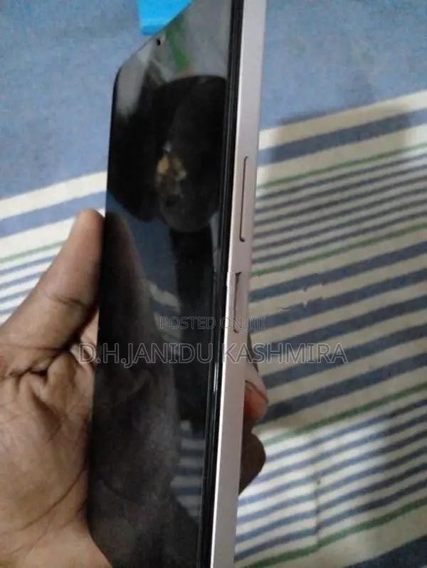 Vivo Y04 (Brand New)