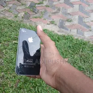 Apple iPhone 4S (Used)