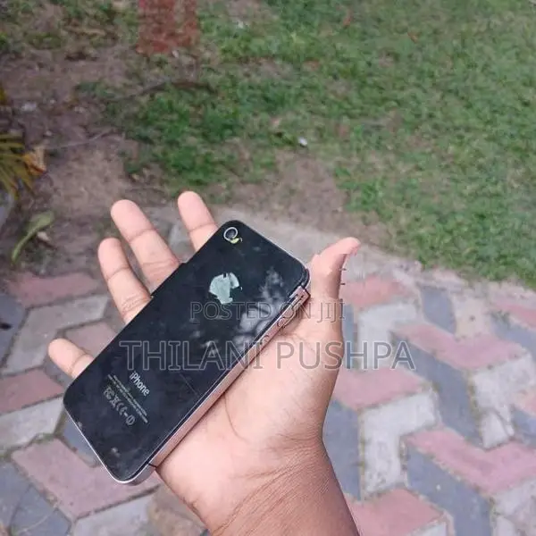 Apple iPhone 4S (Used)
