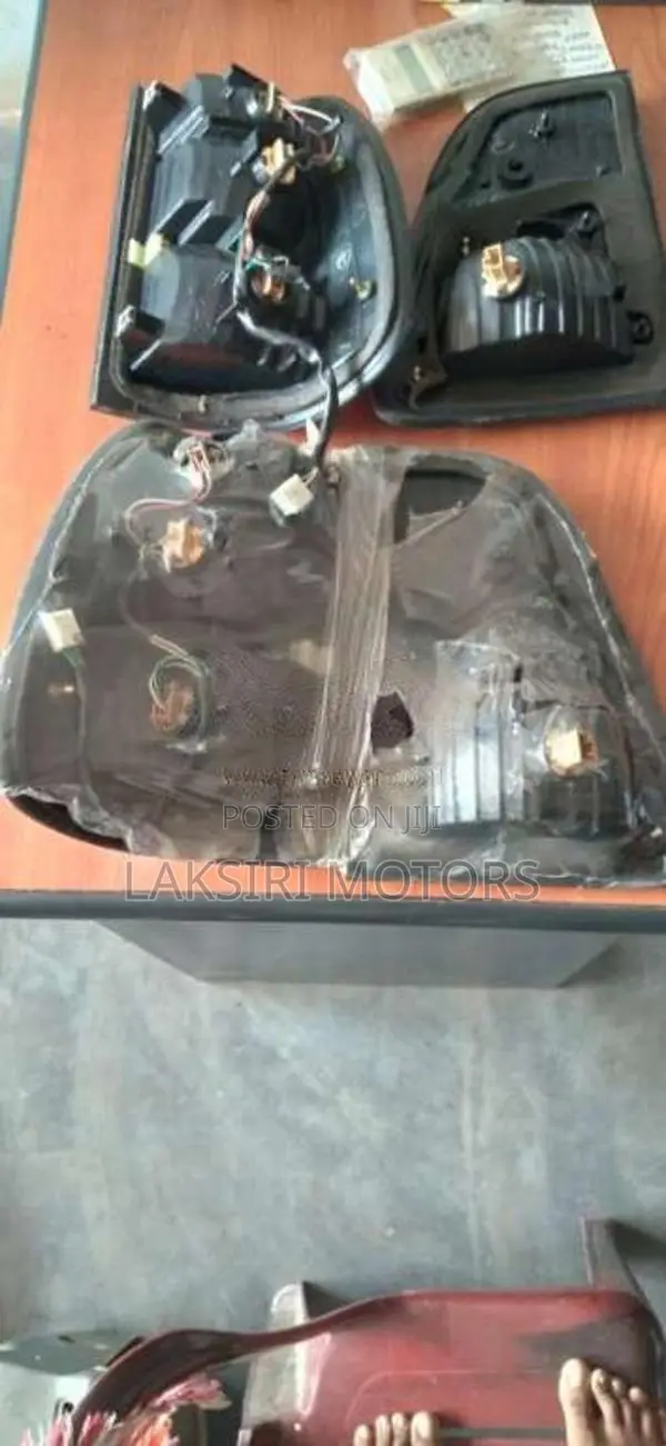 Land Cruiser Tail Lights for SUV