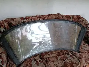 Rear windscreen for Car