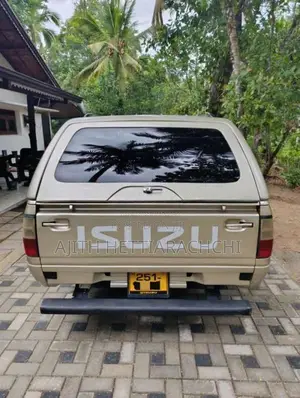 Isuzu TFR54H 2WD 1998 Pickup (Used)