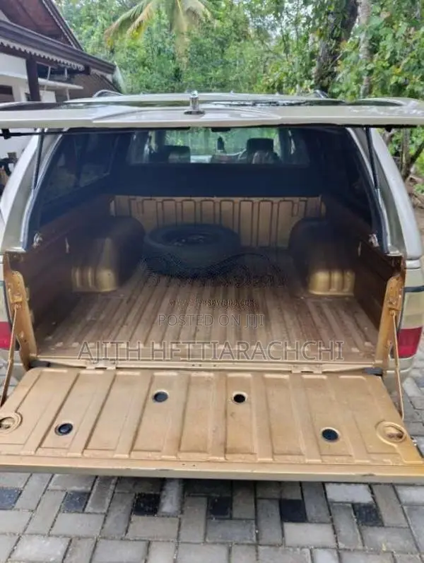 Isuzu TFR54H 2WD 1998 Pickup (Used)