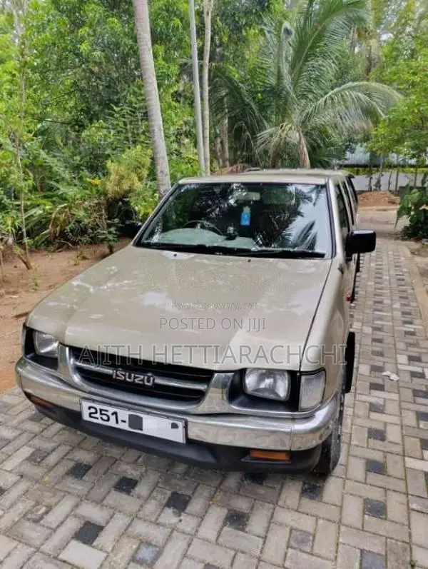 Isuzu TFR54H 2WD 1998 Pickup (Used)