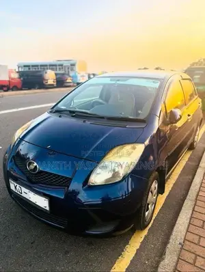 Toyota Vitz 2008 Car (Used)