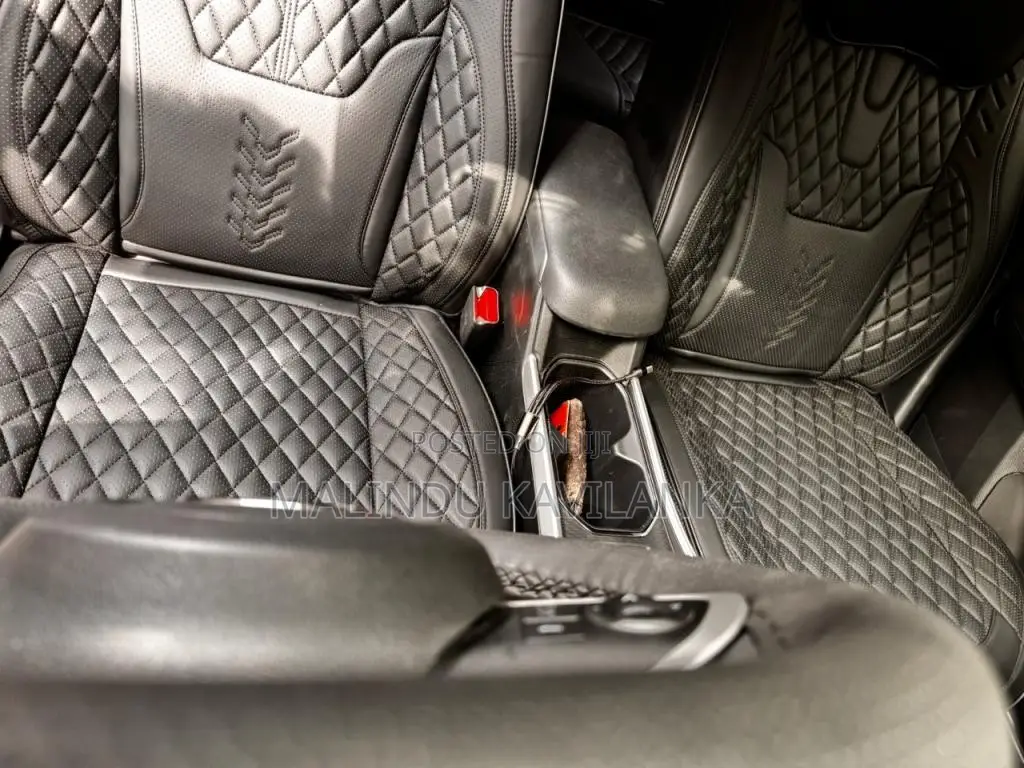 Daihatsu Rocky 2025 SUV (Used)