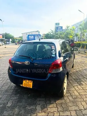 Toyota Vitz 2008 Car (Used)