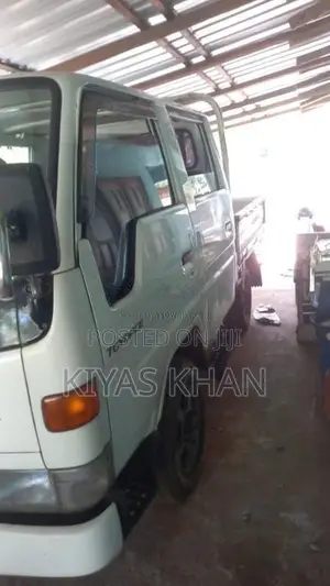 Toyota Toyoace 1996 Crew Cab (Used)