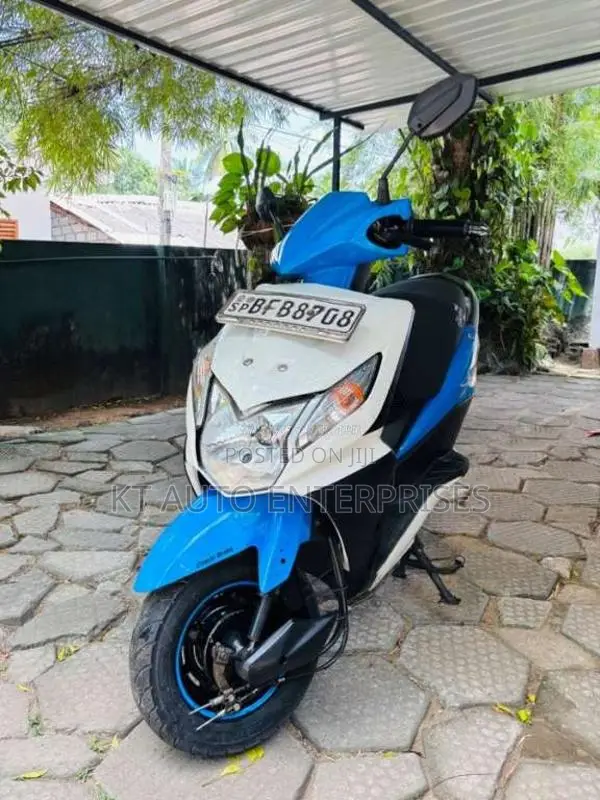 Honda Dio 2017 Motorbike (Used)