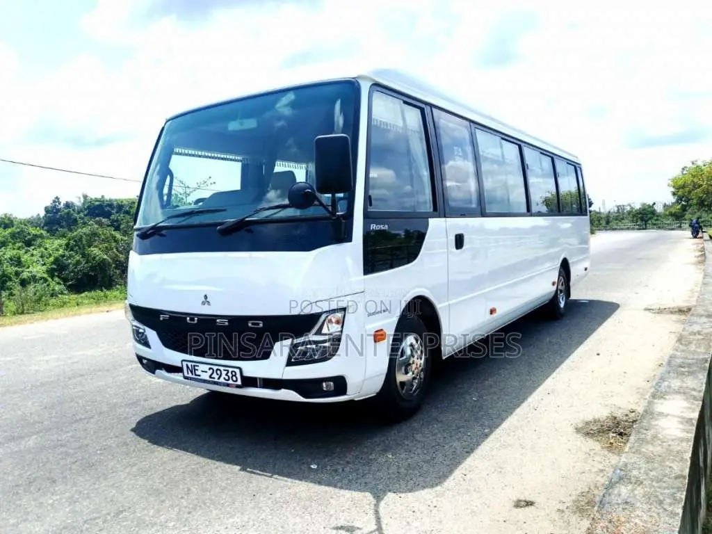 Mitsubishi Fuso 2025 Bus (Used)