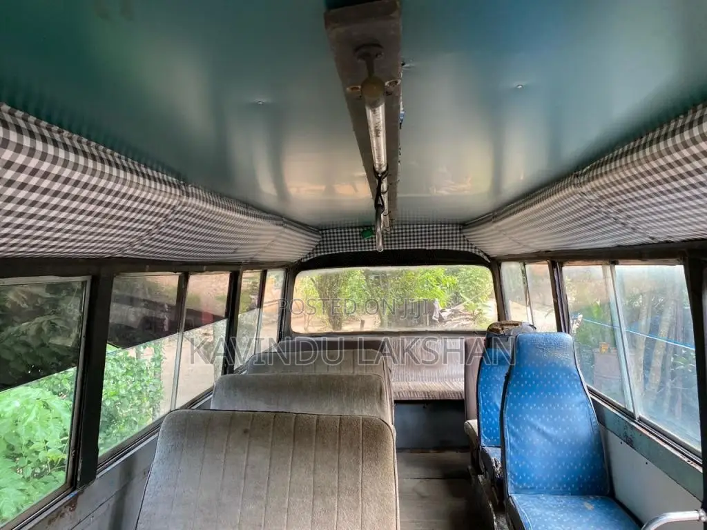 Mitsubishi MMC ROSA 1981 Bus (Used)