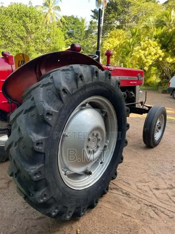 Massey-Ferguson 135 DL 1994 Tractor (Used)