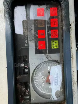 Kubota 30 2014 Heavy-Duty (Used)