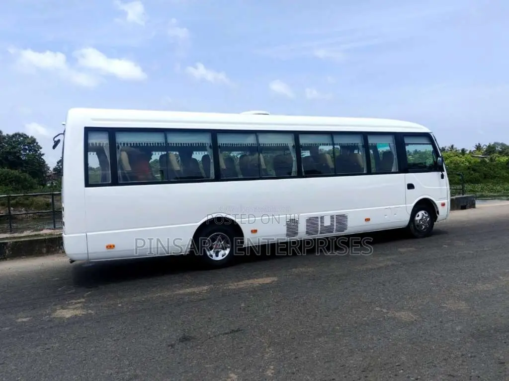 Mitsubishi Fuso 2025 Bus (Used)