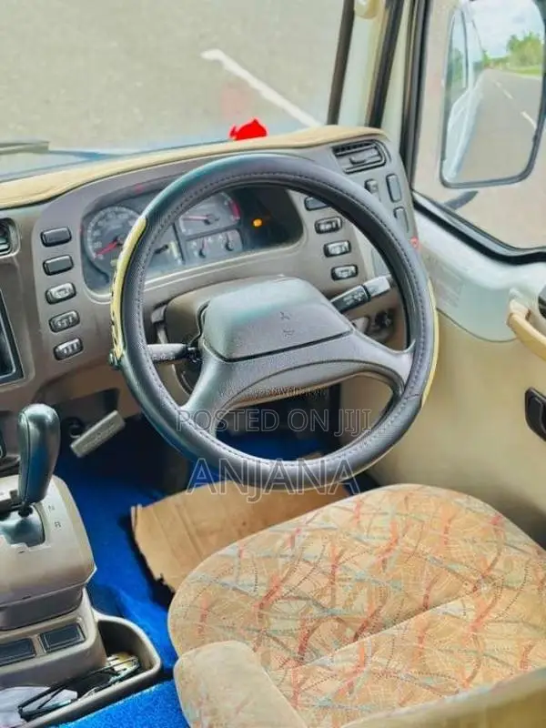 Mitsubishi Rosa Fuso 29 Seat 2012 Bus (Used)
