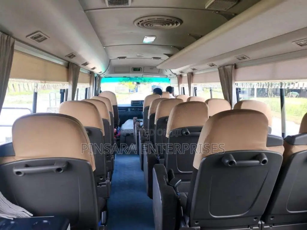 Mitsubishi Fuso 2025 Bus (Used)