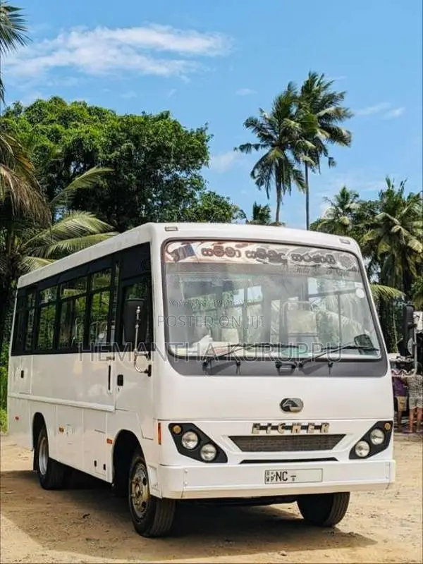 Eicher Starline 2015 Bus (Used)