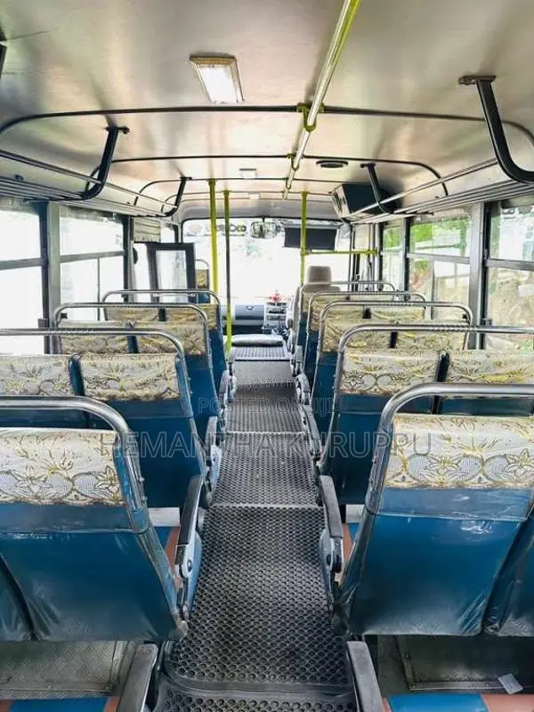 Eicher Starline 2015 Bus (Used)