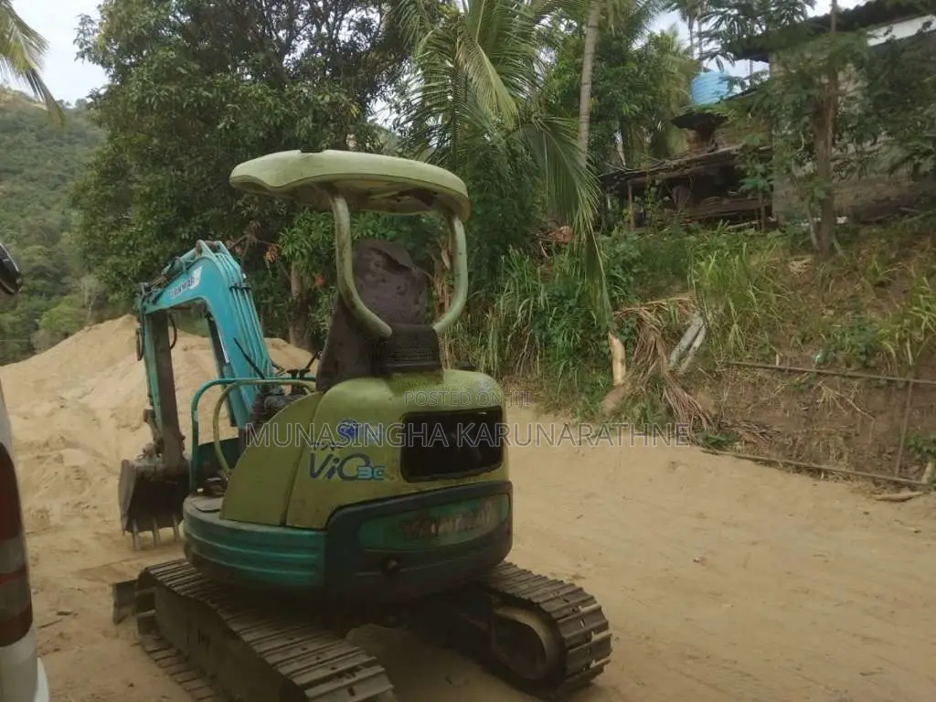 Yanmar Vio 30 2012 Heavy-Duty (Used)