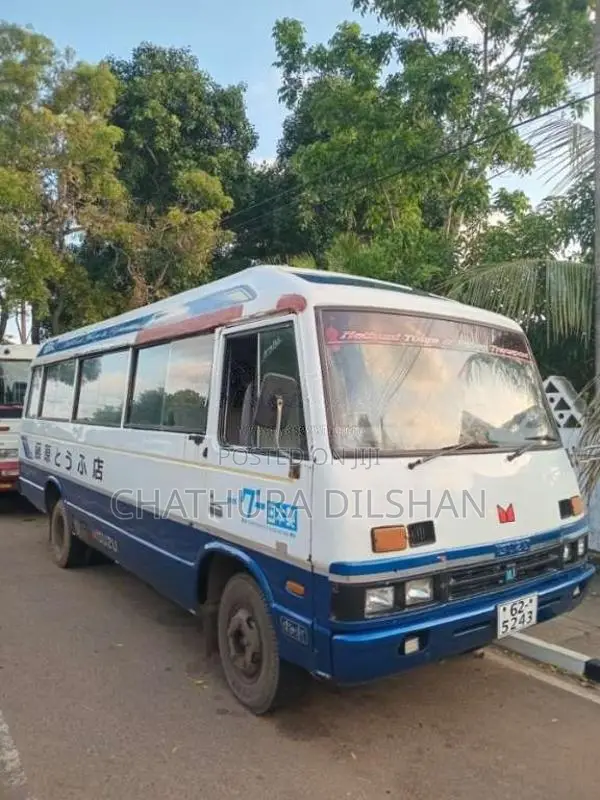 Isuzu Journey 1987 Bus (Used)