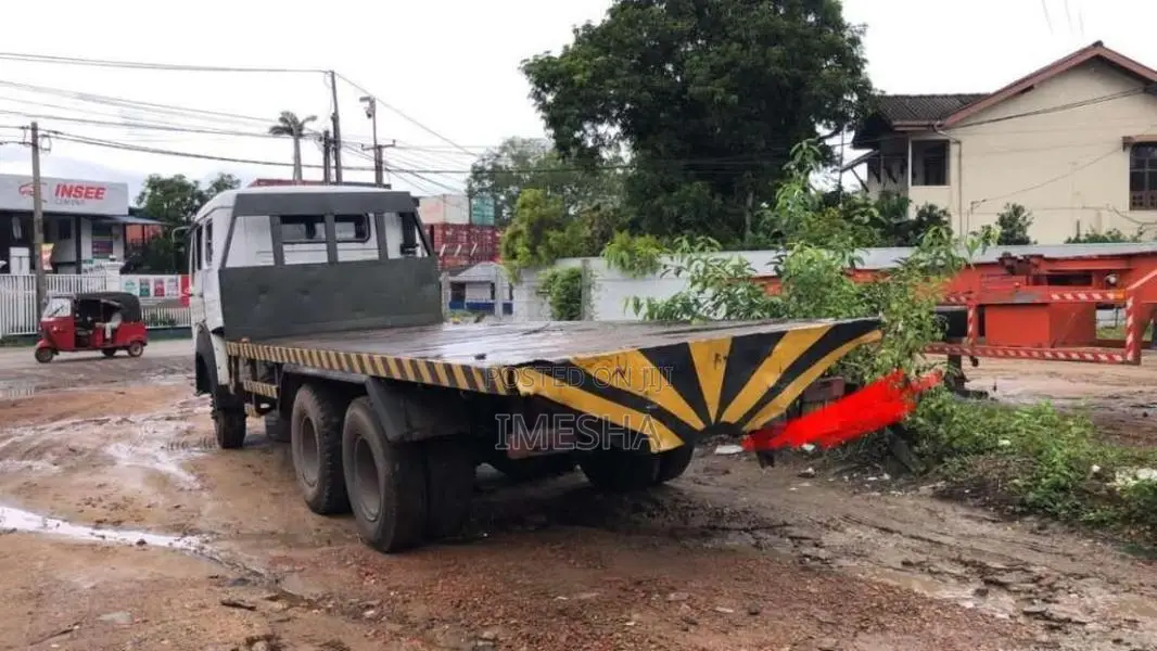 Tata 2516 2010 Heavy-Duty (Used)