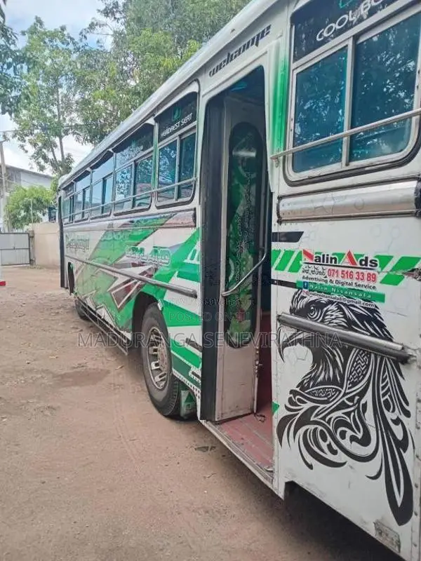 Ashok-Leyland Leyland 2001 Bus (Used)